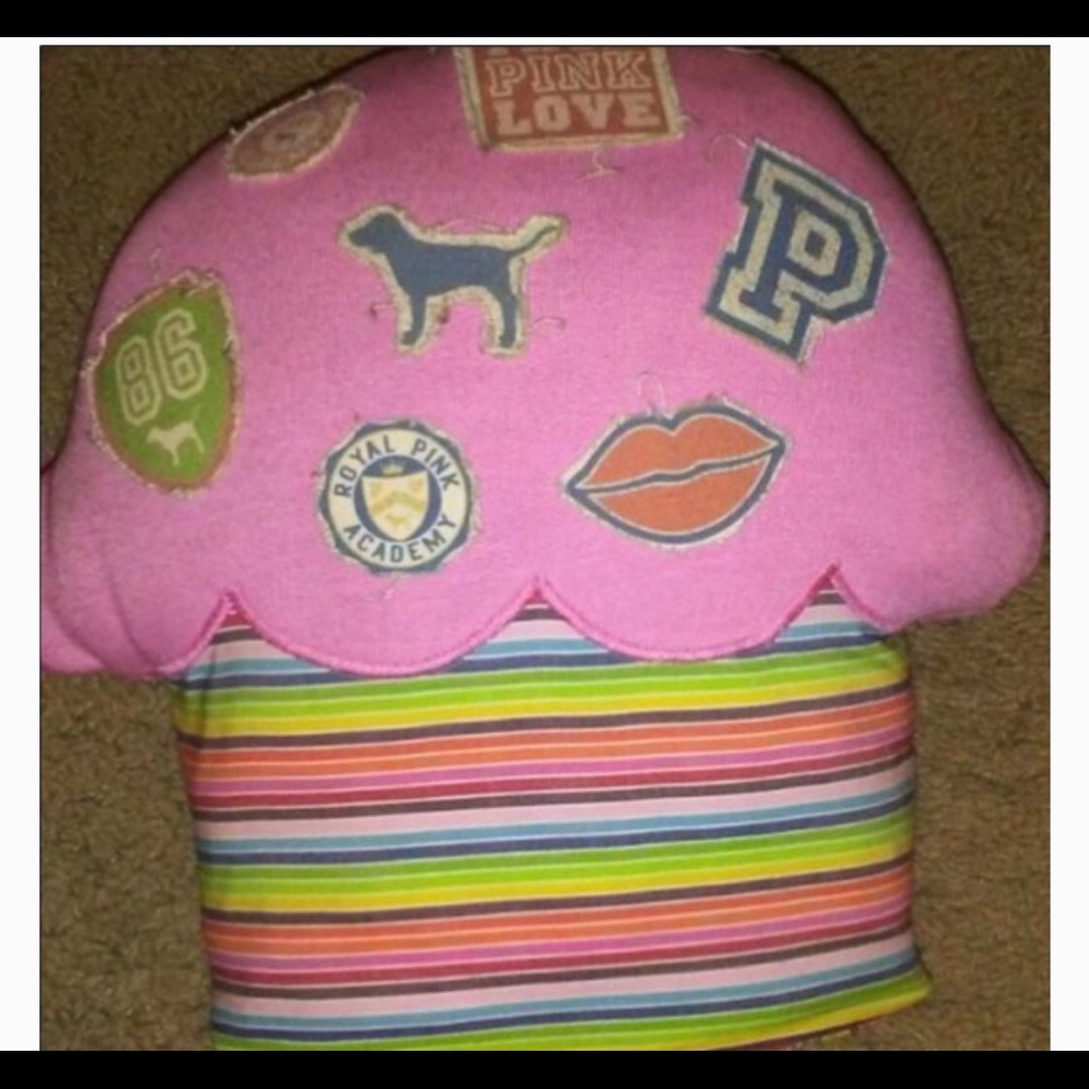ISO of these pillows!